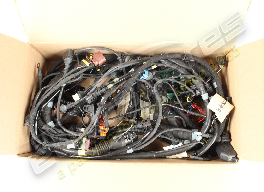 NOUVEAU FAISCEAU LAMBORGHINI POUR COMPARTIMENT MOTEUR. RÉFÉRENCE 410907557A (1) nouveau faisceau lamborghini pour compartiment moteur. référence 410907557a (1)