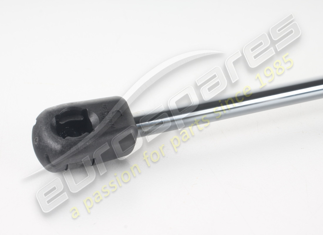 nouveau ressort à gaz maserati. numéro de pièce 670007295 (2)