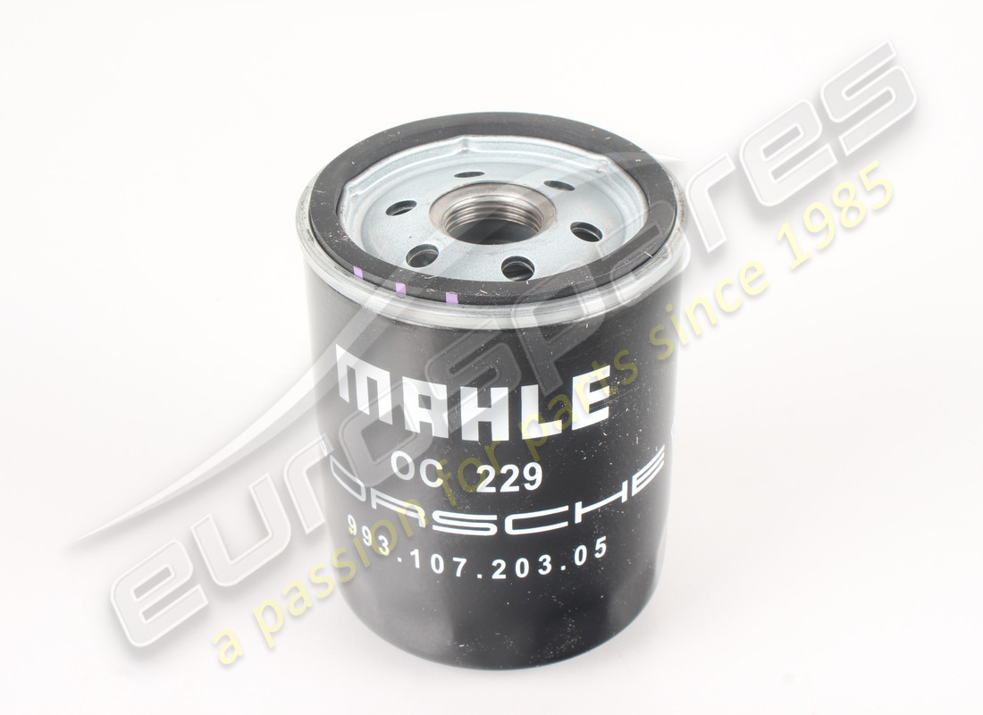 nouveau filtre à huile porsche. numéro de pièce 99310720305 (1)