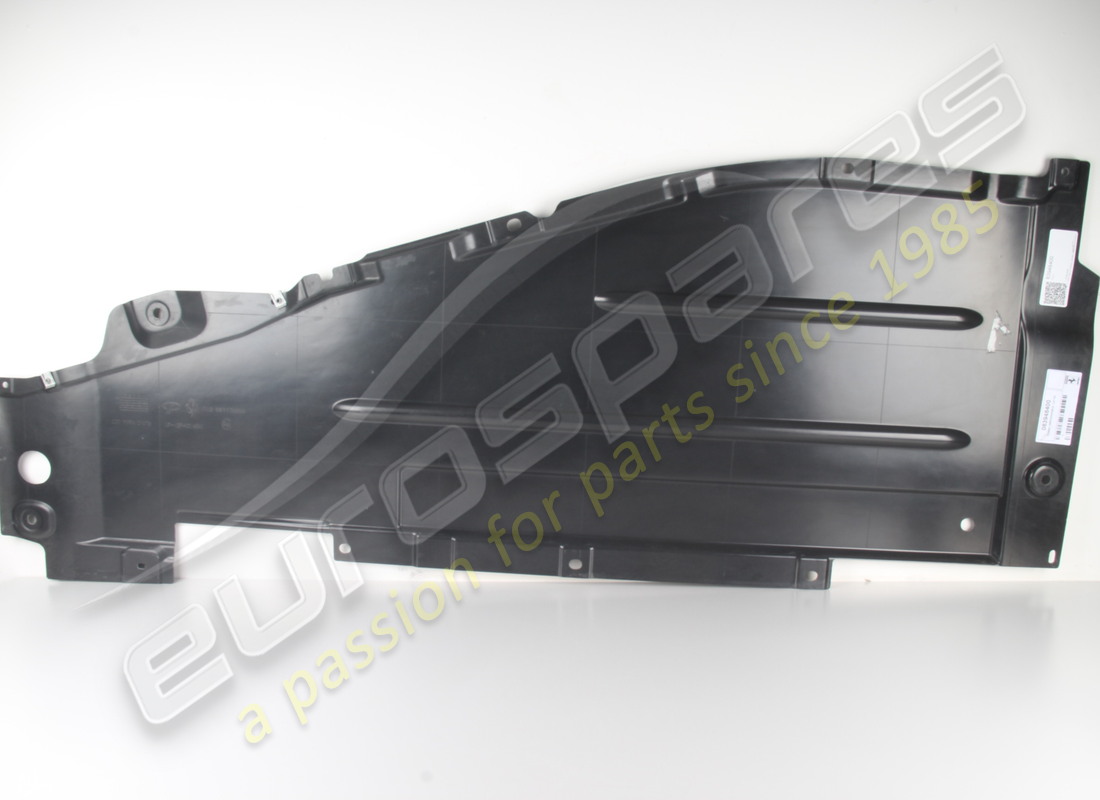 NOUVEAU FERRARI AVANT AÉRODYNAMIQUE INFÉRIEUR GAUCHE NUMÉRO DE PIÈCE 83948400 (1) nouveau ferrari avant aérodynamique inférieur gauche numéro de pièce 83948400 (1)