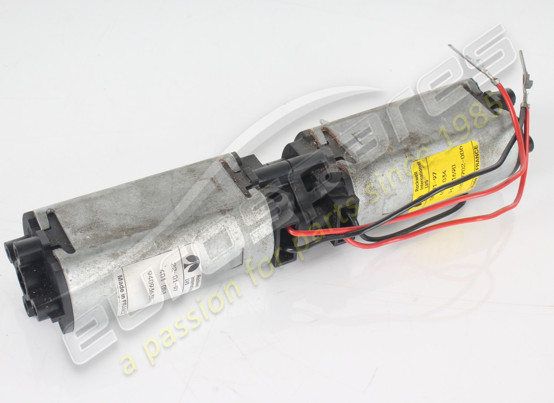 MOTEUR DE GUIDAGE Ferrari D'OCCASION. NUMÉRO DE PIÈCE 65877100 (1)