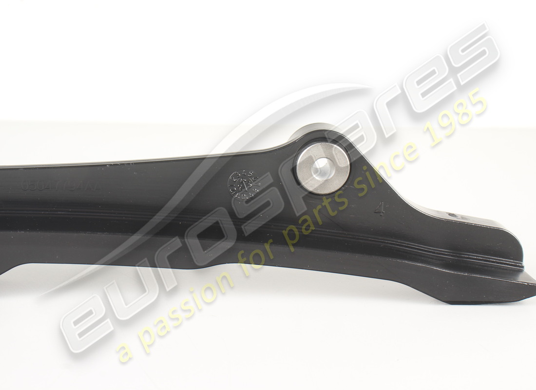 nouveau maserati tension fixe gauche. numéro de pièce 323476 (4)