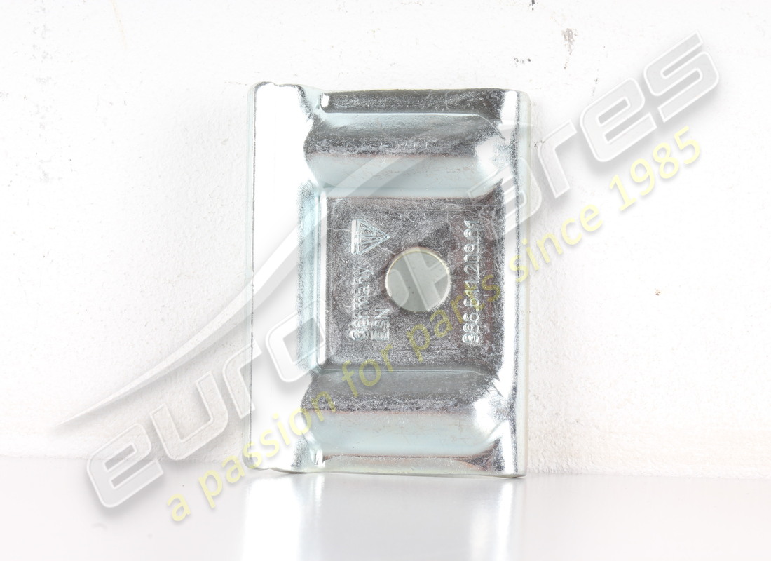 new porsche rail. part number 99661120901 (4)