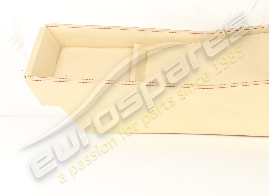 utilisé ferrari console rhd en crème vm3997. numéro de pièce 65450204 (2)