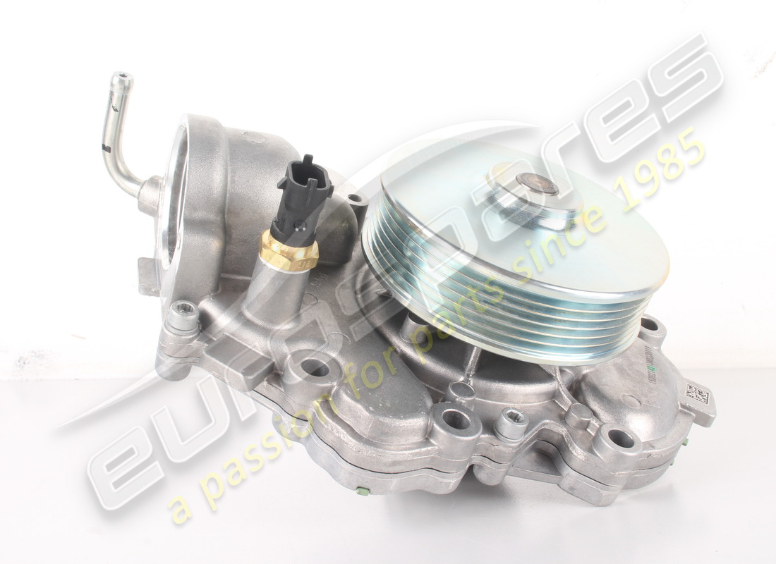 nouvelle pompe à eau maserati. numéro de pièce 46328182 (1)