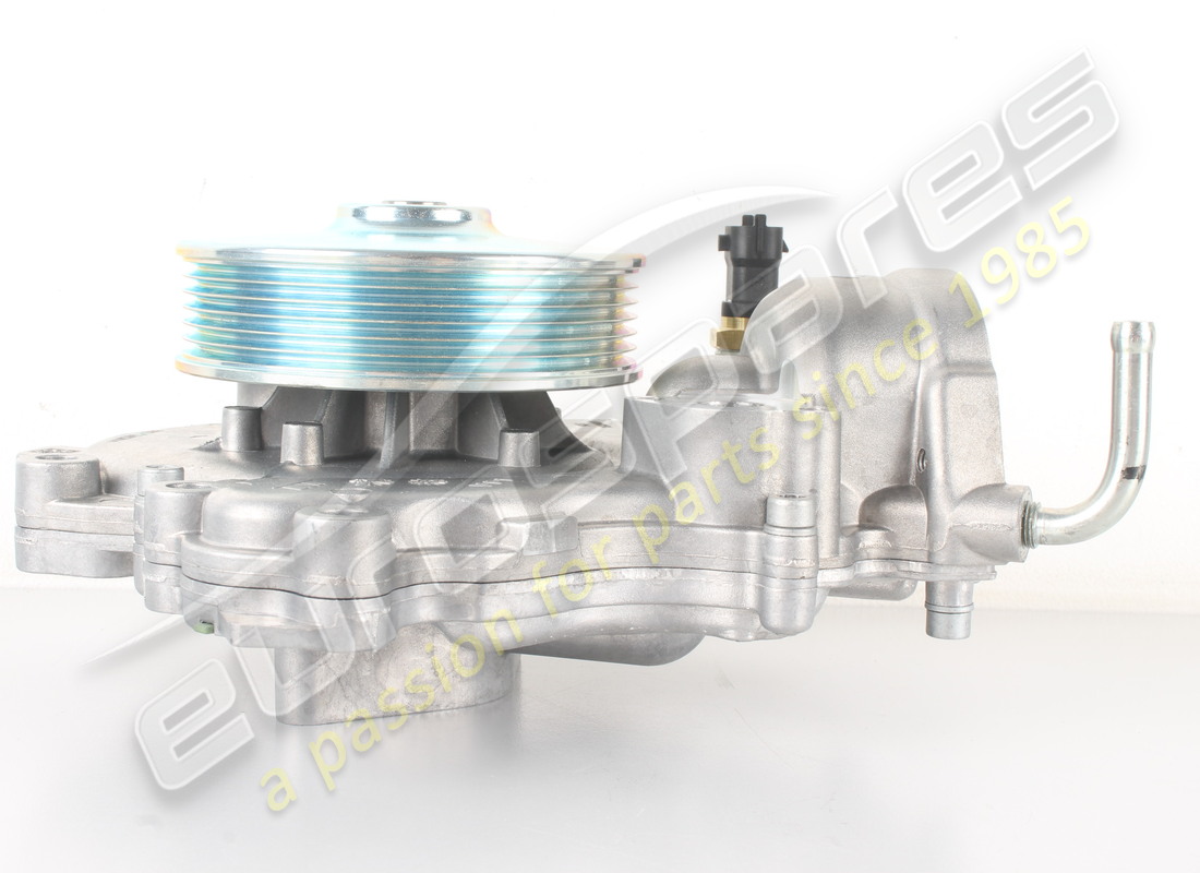 nouvelle pompe à eau maserati. numéro de pièce 46328182 (4)
