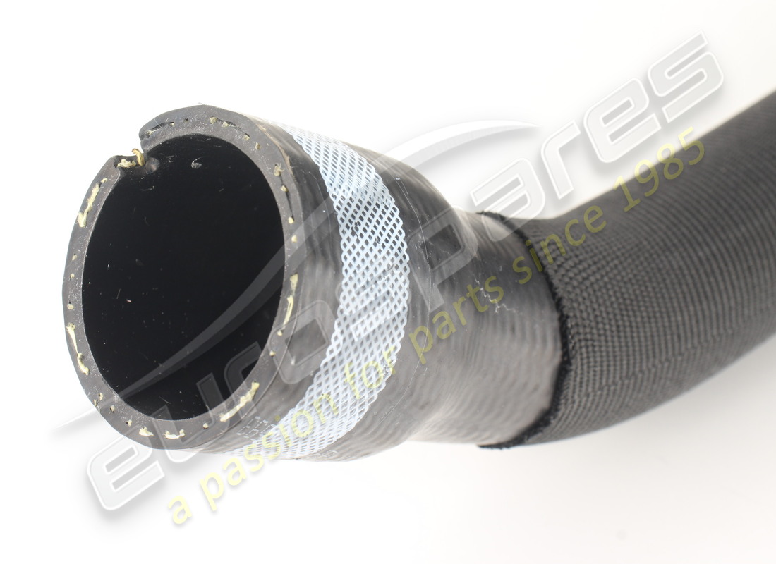 nouveau tuyau de refoulement maserati du moteur au radiateur. numéro de pièce 237593 (3)
