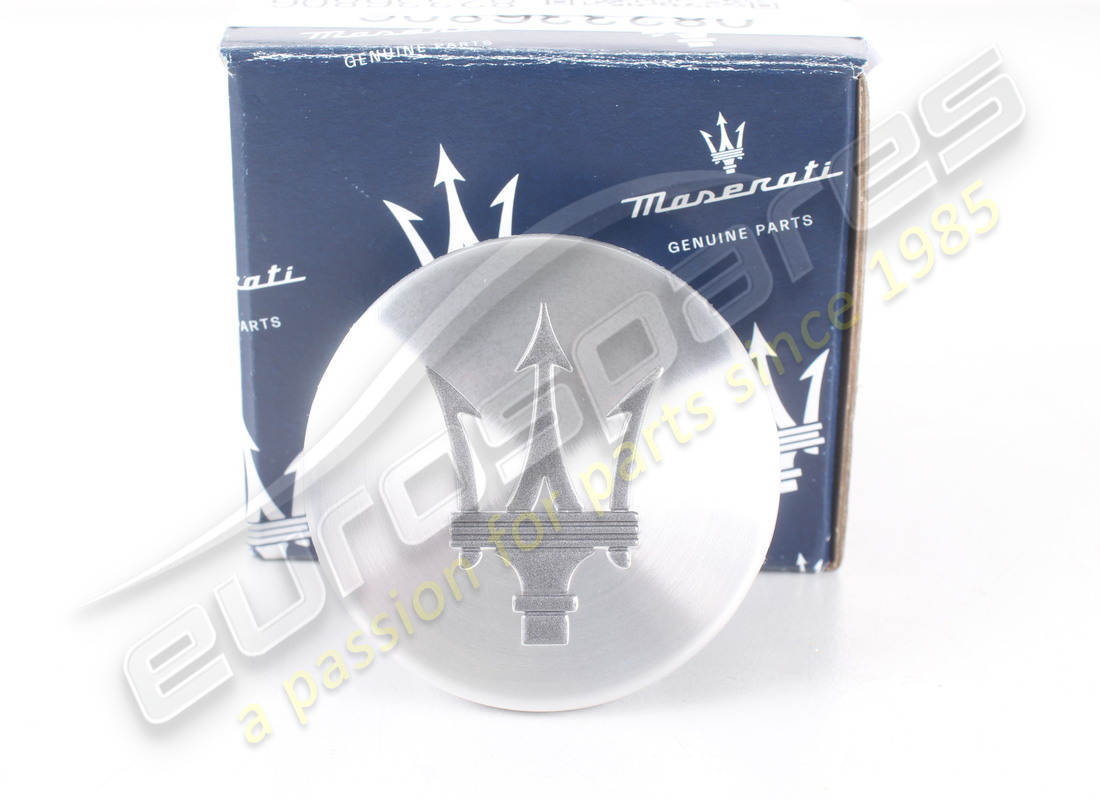 NOUVEAU BADGE DE ROUE MASERATI - ARGENT/GRIS. NUMÉRO DE PIÈCE 82336806 (1) nouveau badge de roue maserati - argent/gris. numéro de pièce 82336806 (1)