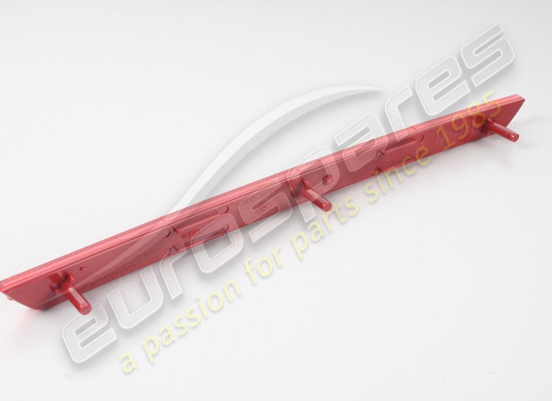 nouveau réflecteur gauche ferrari. numéro de pièce 84806900 (2)
