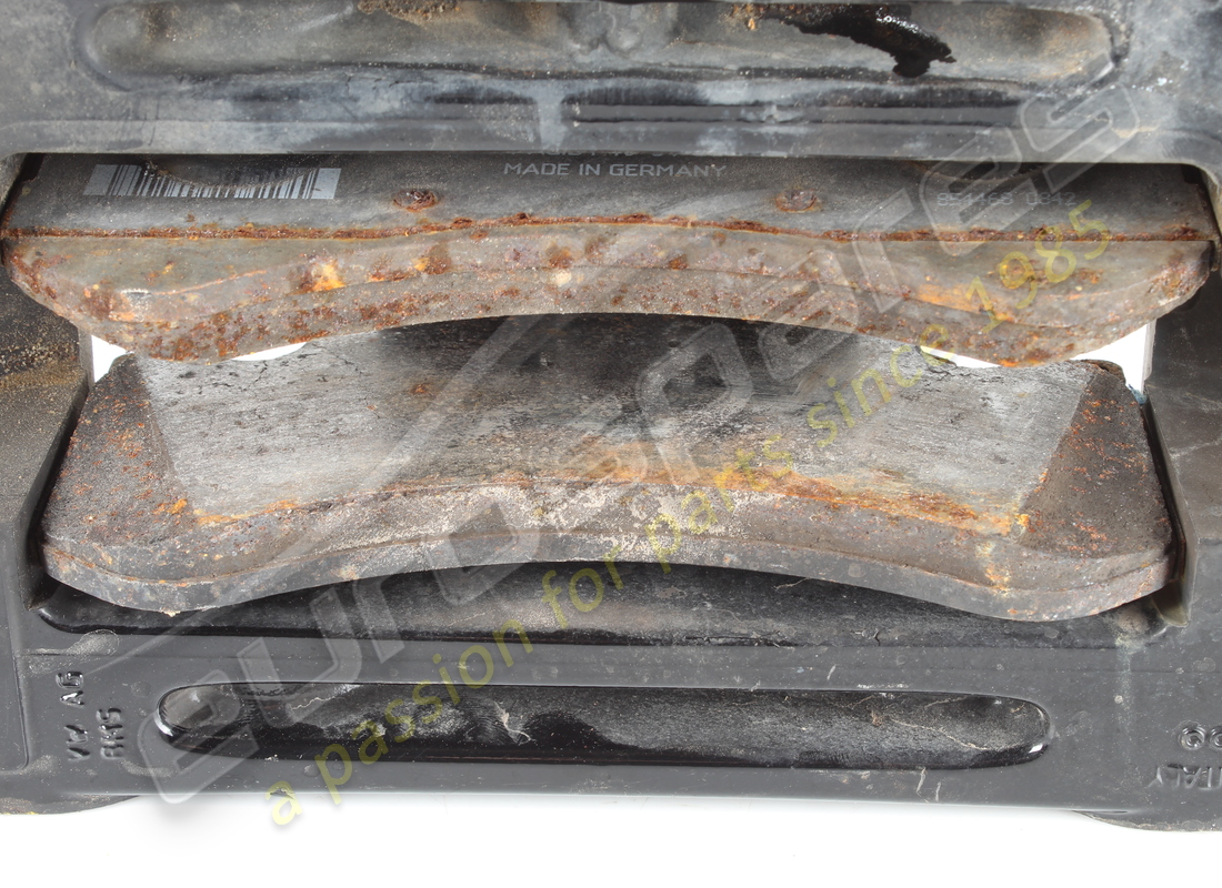 utilisé lamborghini étrier ccb avant. numéro de pièce 470615106p (6)