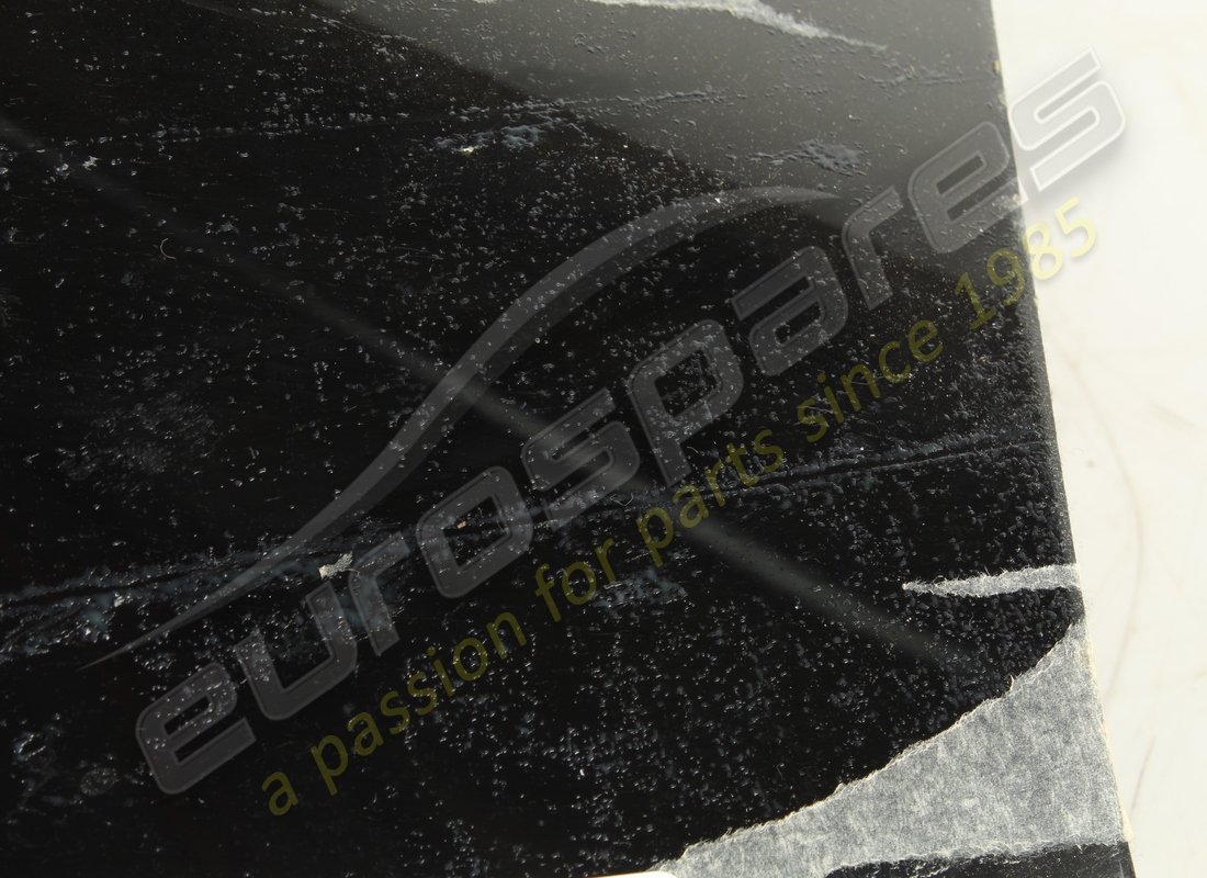 UTILISÉ LAMBORGHINI AILE AVANT DROIT. NUMÉRO DE PIÈCE 4T0821022D (4) utilisé lamborghini aile avant droit. numéro de pièce 4t0821022d (4)