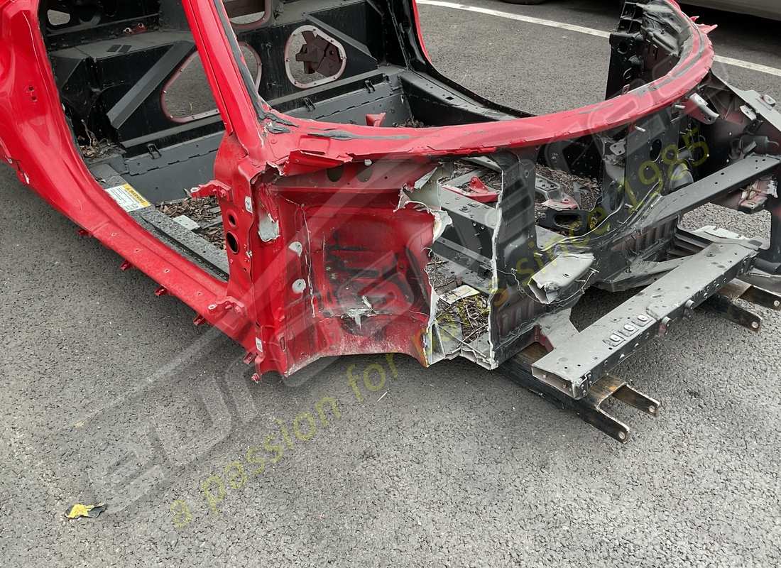 ferrari carrosserie complète utilisée. numéro de pièce 87260000 (7)