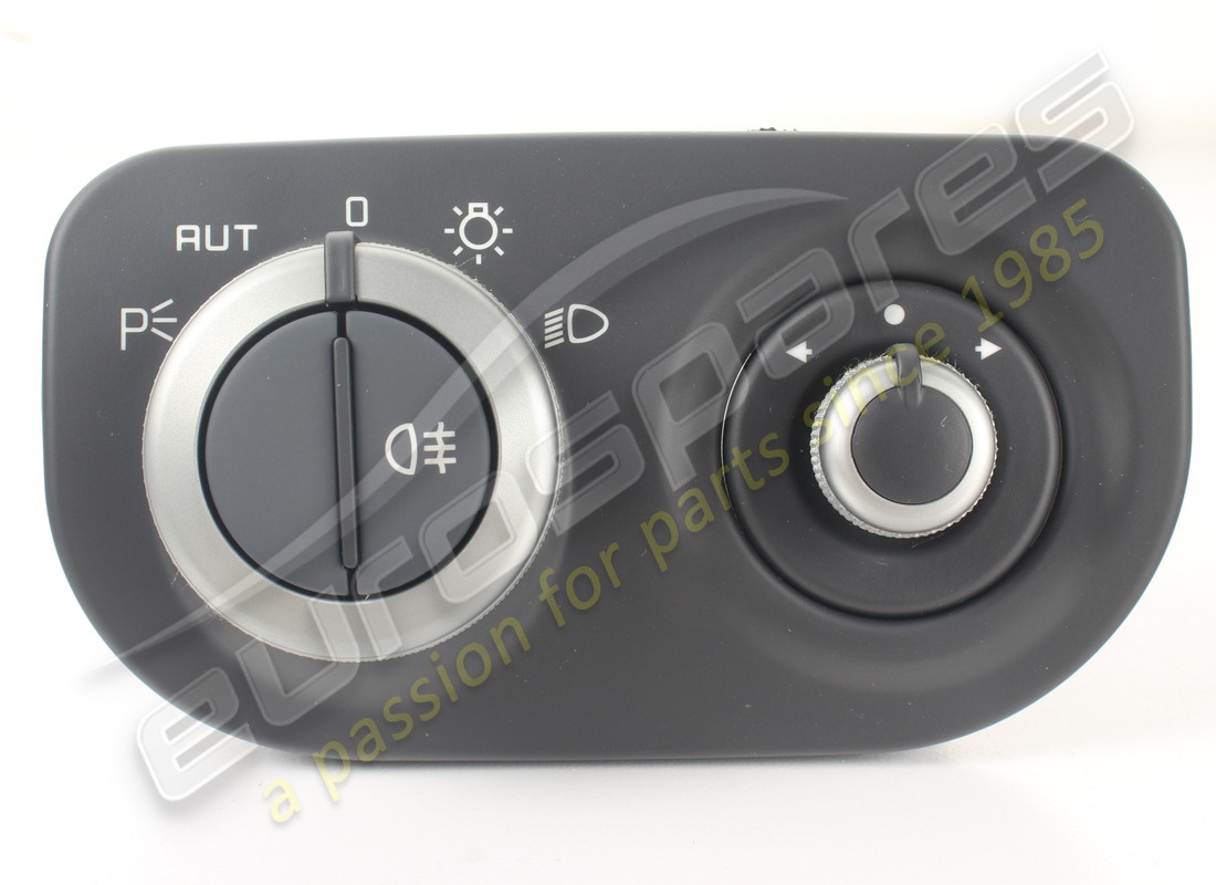 NOUVELLE PLAQUE FERRARI POUR FEUX ET RÉTROVISEUR. RÉFÉRENCE 227031 (1) nouvelle plaque ferrari pour feux et rétroviseur. référence 227031 (1)