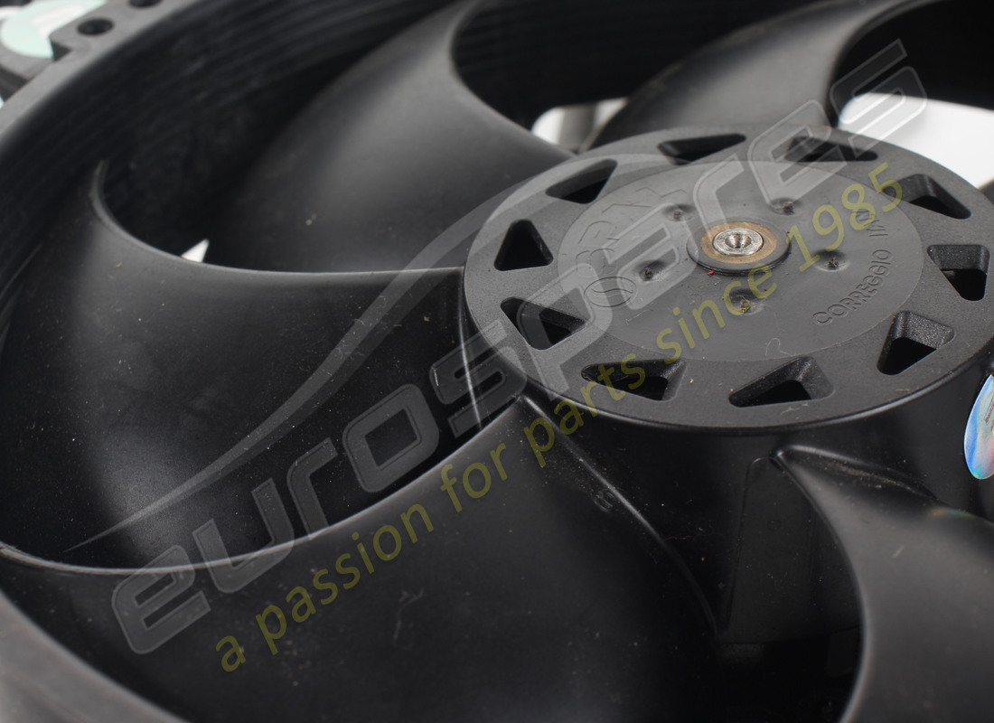 ventilateur électrique complet d'occasion ferrari. numéro de pièce 277070 (2)