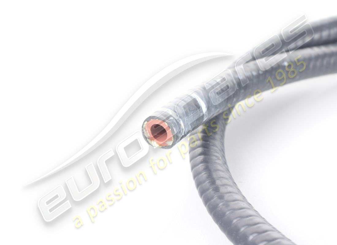 nouveau tuyau ferrari. numéro de pièce 899771 (2)