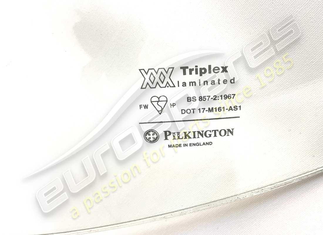 nouveau (autre) pare-brise eurospares. numéro de pièce lscr001 (2)