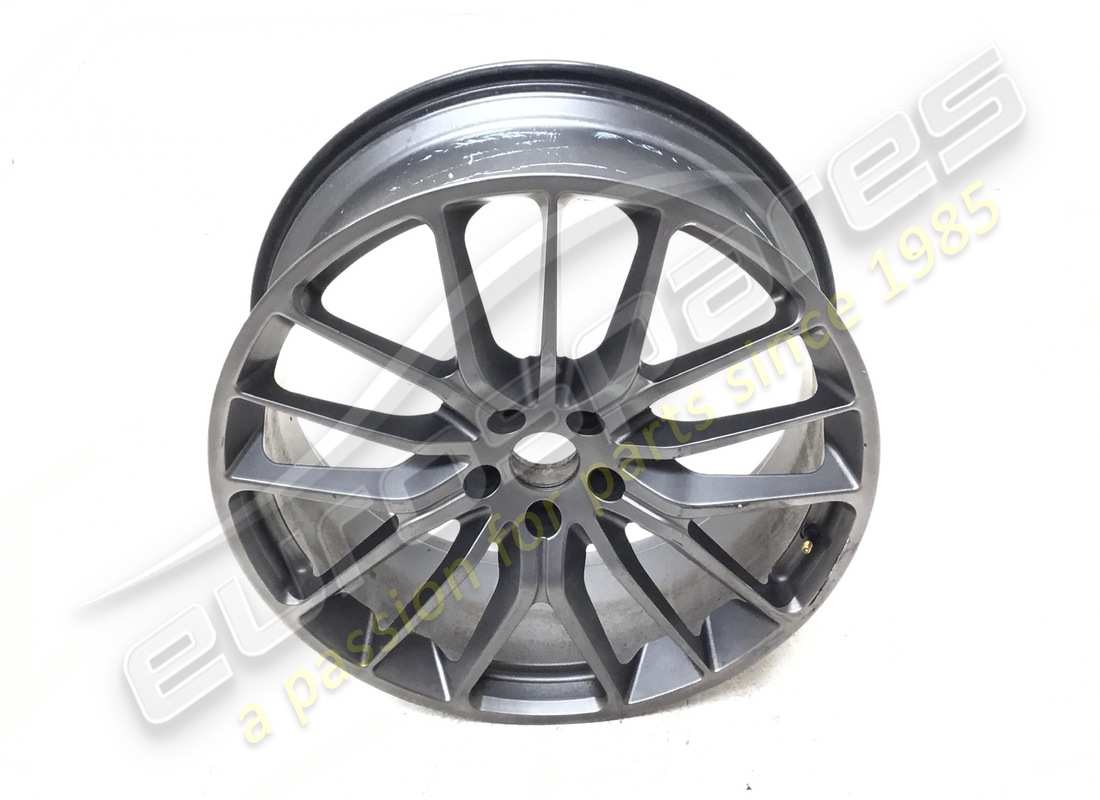 UTILISÉ Maserati ROUE AVANT. NUMÉRO DE PIÈCE 980157018 (1)