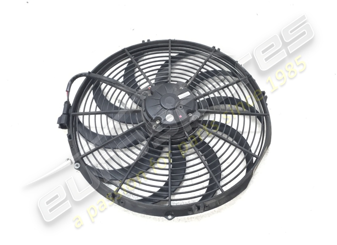 UTILISÉ Ferrari VENTILATEUR . NUMÉRO DE PIÈCE 160910 (1)