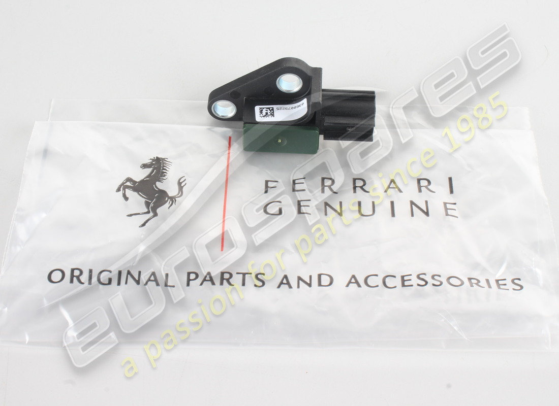 nouveau capteur de collision frontal ferrari. numéro de pièce 250753 (3)
