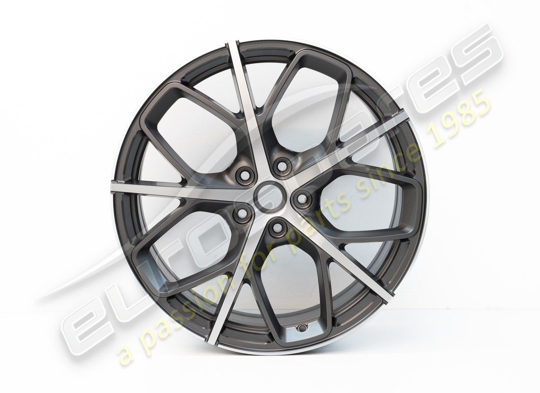 kit de jantes forgées au diamant neuf ferrari. numéro de pièce 70004984 (2)