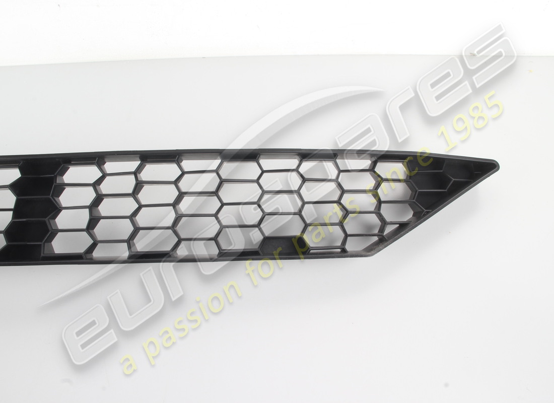 nouvelle calandre lamborghini. numéro de pièce 4t0807639 (3)