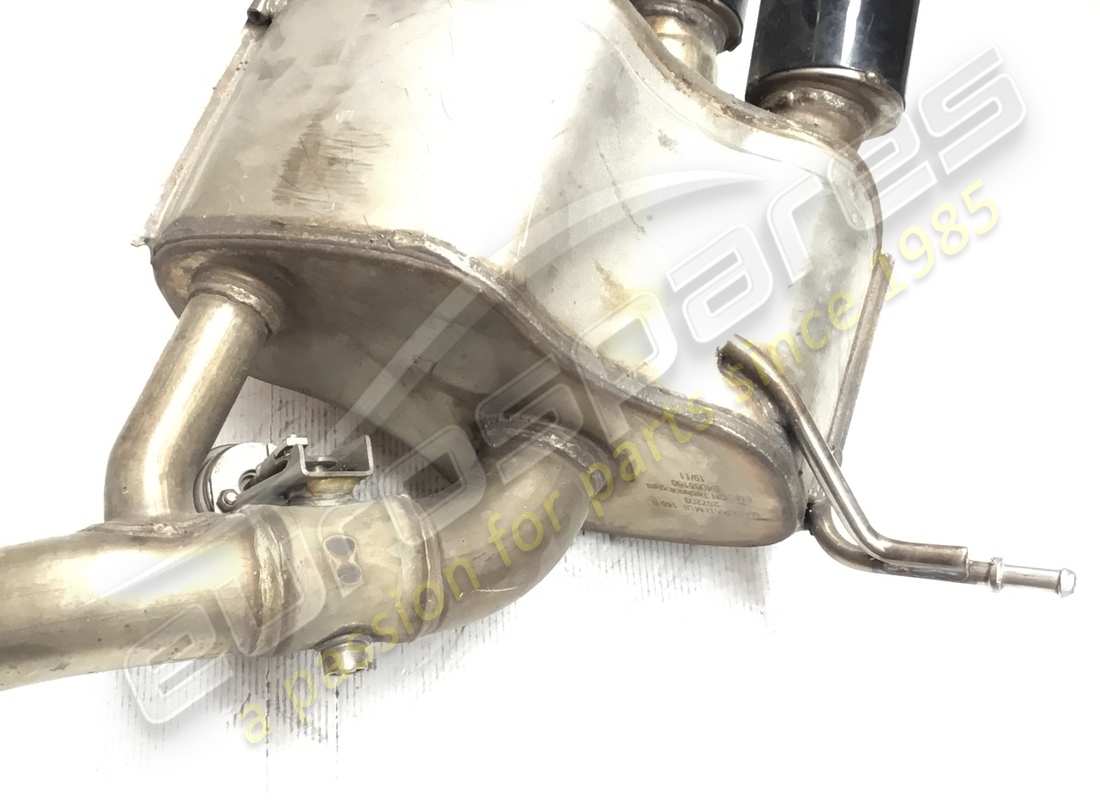 silencieux arrière droit maserati utilisé. numéro de pièce 257203 (6)