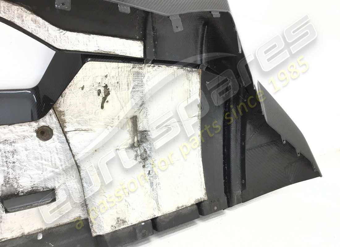 diffuseur arrière en carbone reconditionné lamborghini. numéro de pièce 470807539m (6)