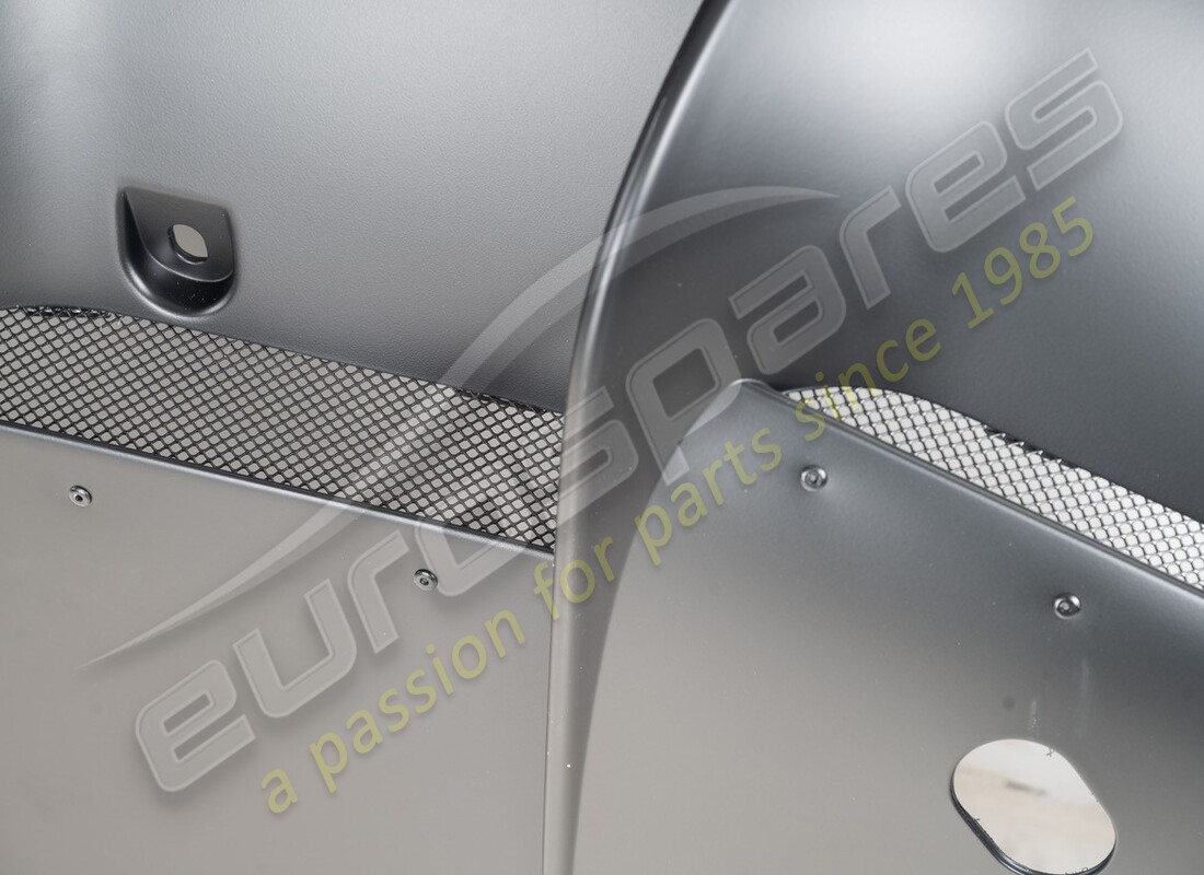 nouveau diffuseur complet ferrari. numéro de pièce 812519 (4)