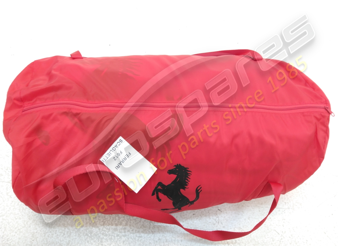 NOUVELLE HOUSSE DE VOITURE INTÉRIEURE Ferrari . NUMÉRO DE PIÈCE 81608200 (1)
