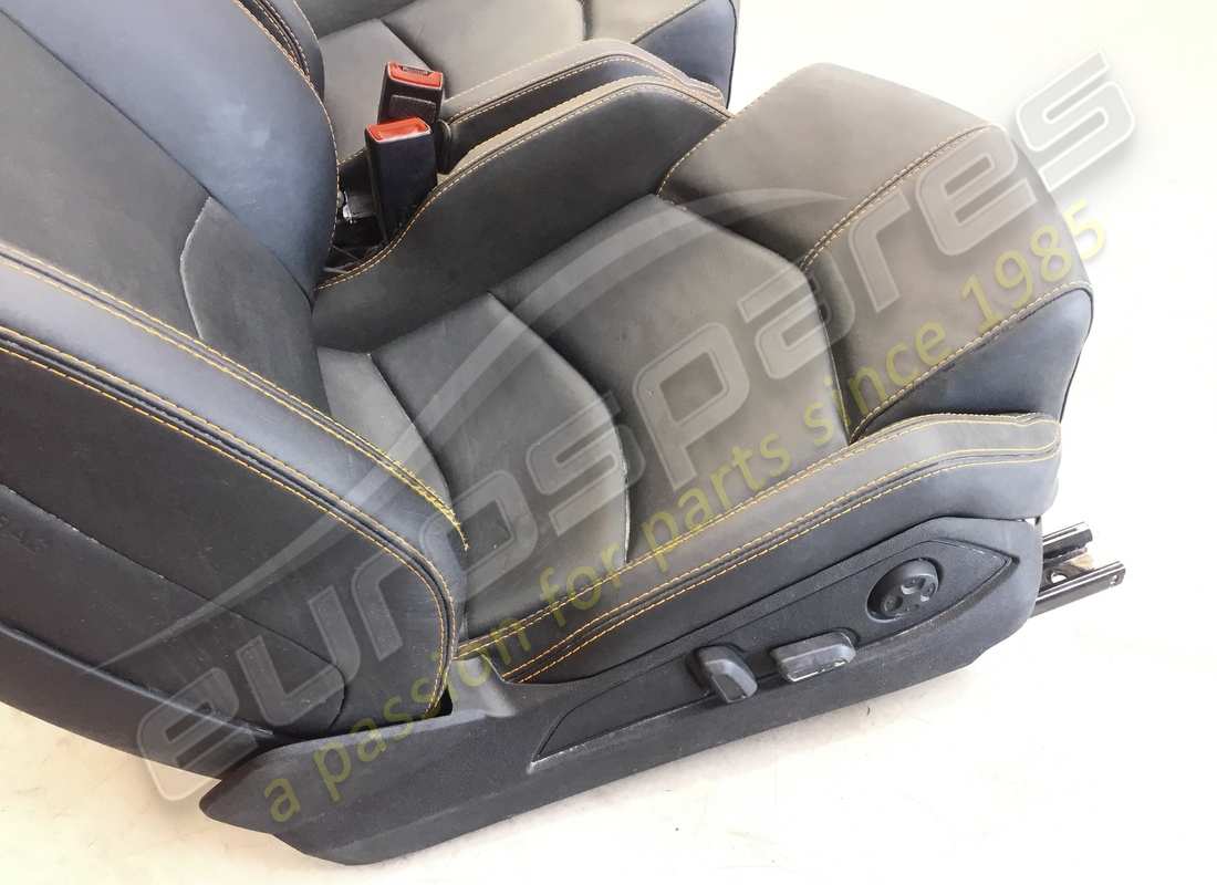 utilisé eurospares lamborghini aventador des places. numéro de pièce eap1225972 (2)