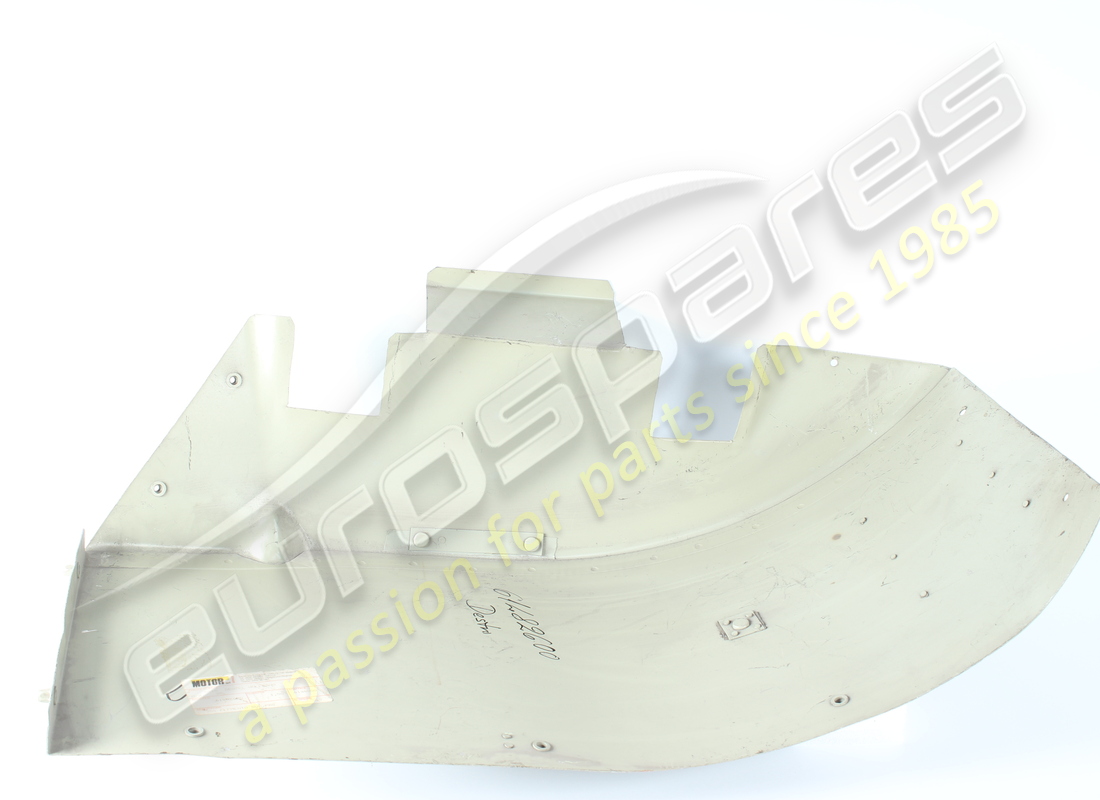 nouvelle section supérieure du passage de roue arrière droit ferrari. numéro de pièce 61482600 (2)