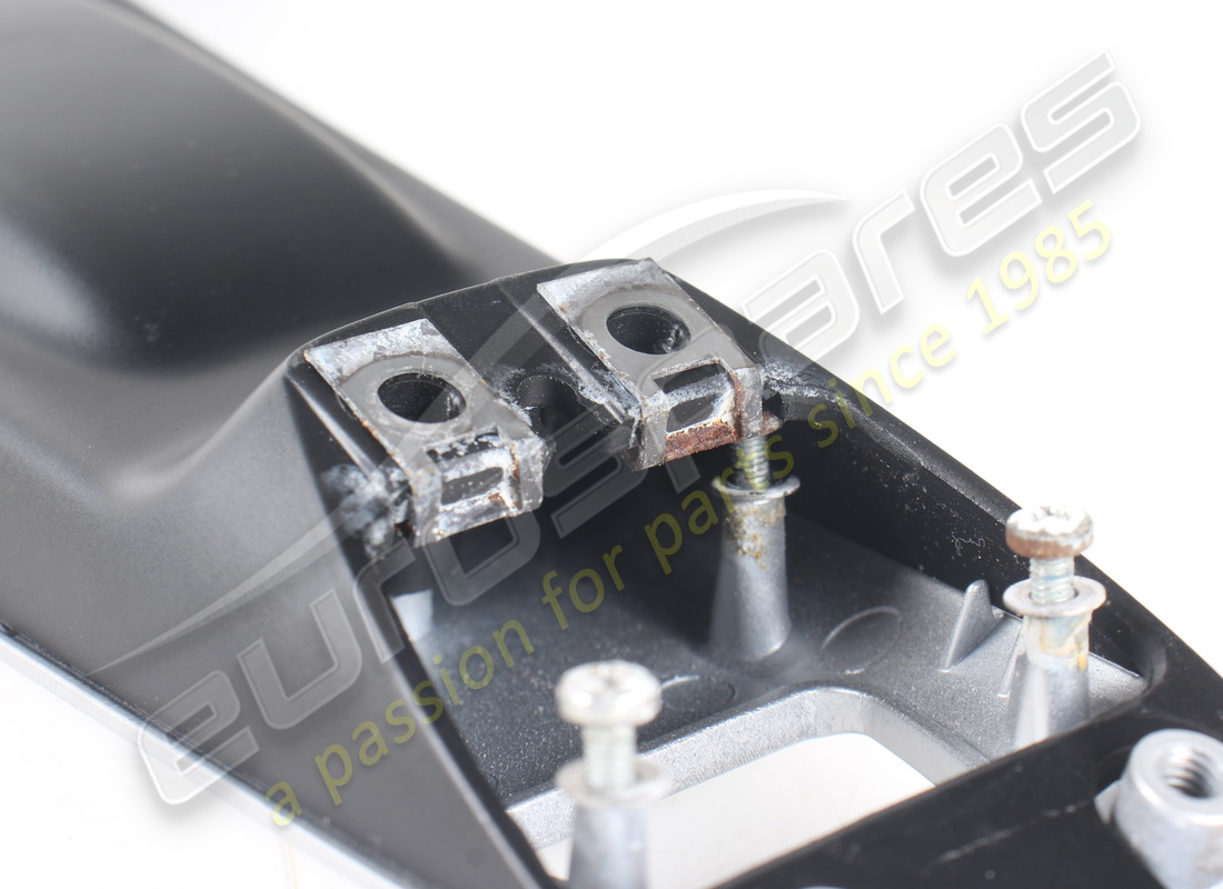 PONT FERRARI COMPLET F1 UTILISÉ. NUMÉRO DE PIÈCE 86461200 (5) pont ferrari complet f1 utilisé. numéro de pièce 86461200 (5)