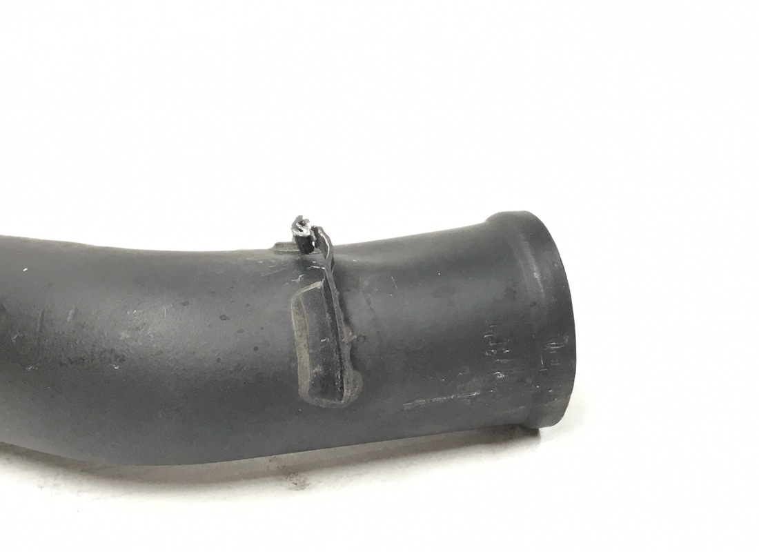 tuyau de raccord de réservoir de carburant ferrari utilisé. numéro de pièce 320027 (3)