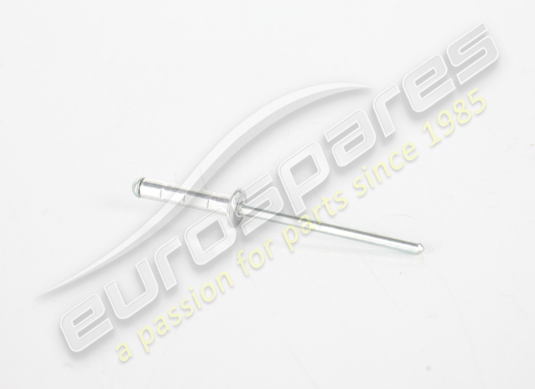 nouveau rivet aveugle lamborghini. numéro de pièce n91083301 (1)