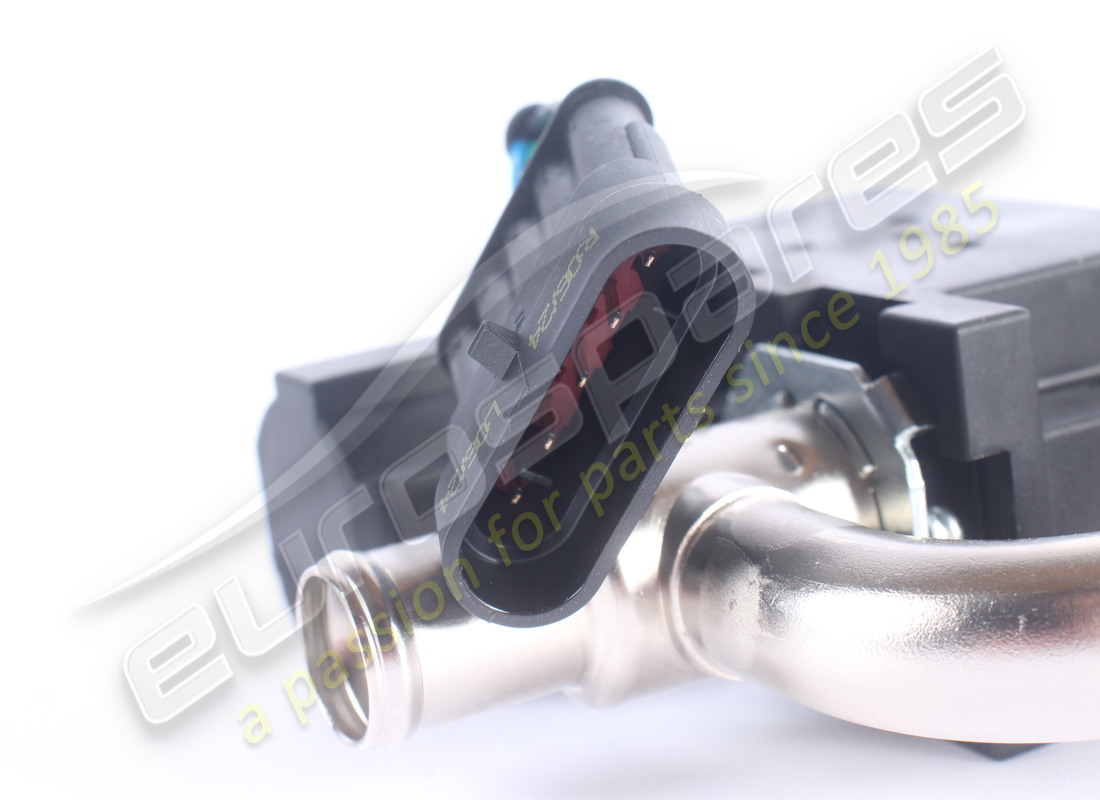 nouvelle vanne rh tgk ferrari. numéro de pièce 67635900 (6)