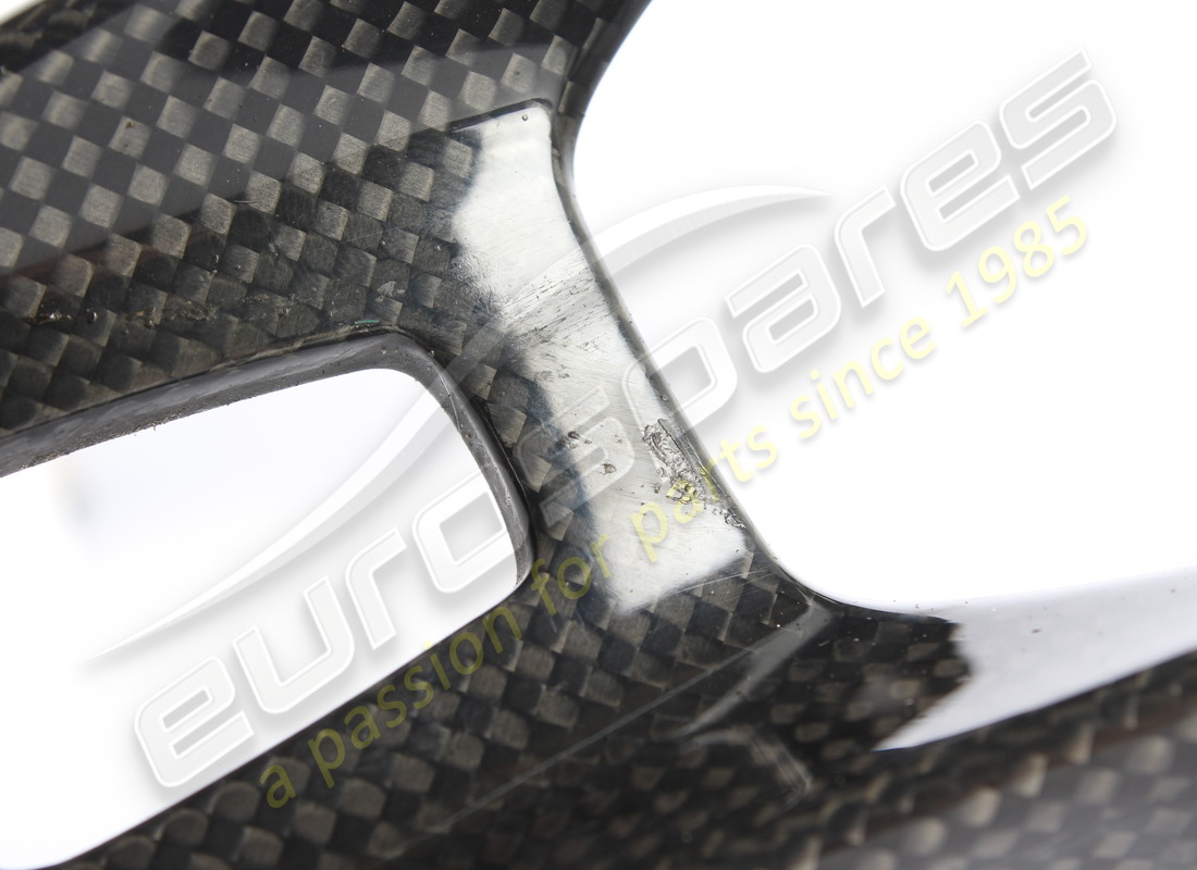 coquille de pont supérieur de ferrari endommagée. numéro de pièce 878158 (4)