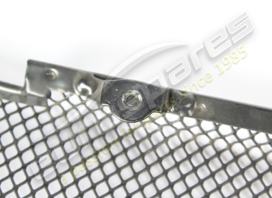 grille de couvercle de compartiment moteur gauche d'occasion ferrari. numéro de pièce 82806800 (2)