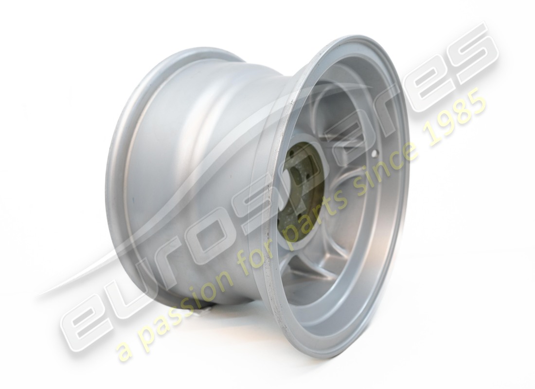 NEW (OTHER) FERRARI REAR WHEEL (9X15). PART NUMBER 109193 (4) new (other) ferrari rear wheel (9x15). part number 109193 (4)