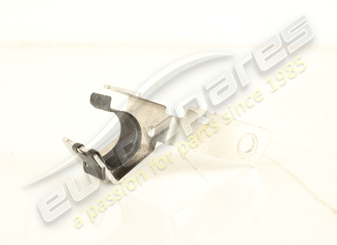 UTILISÉ LE SUPPORT LAMBORGHINI. NUMÉRO DE PIÈCE 470103585 (2) utilisé le support lamborghini. numéro de pièce 470103585 (2)