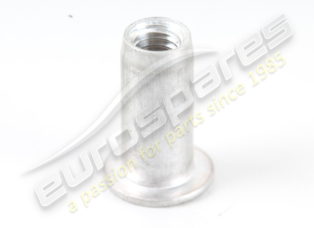 nouveau boussin maserati. numéro de pièce 316353352 (1)