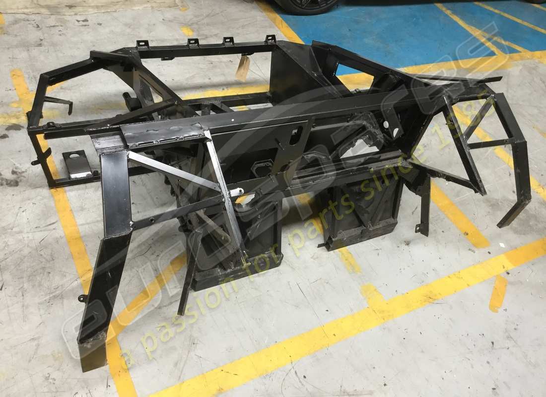 nouveau cadre lamborghini. numéro de pièce 410898045 (5)