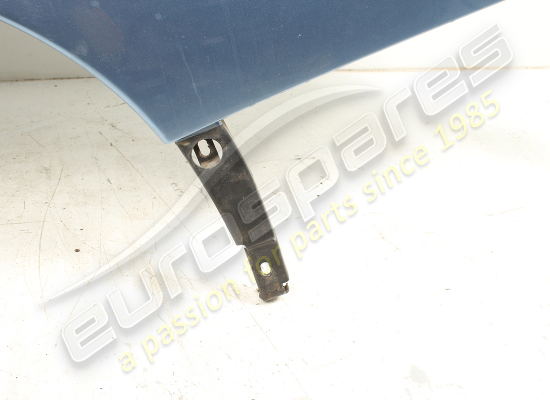 utilisé ferrari plu de garde-boue arrière droit complet. numéro de pièce 66091111 (2)