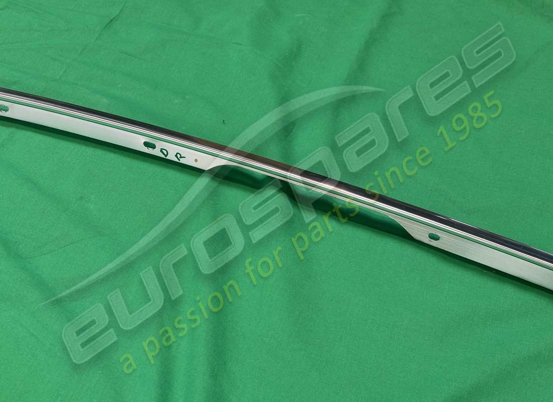 utilisé maserati modanatura lat. cromates complètes. numéro de pièce 670043123 (3)