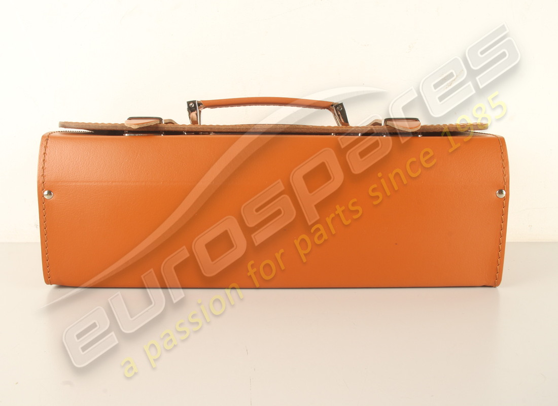 nouveau sac à outils complet ferrari. numéro de pièce 164683 (2)