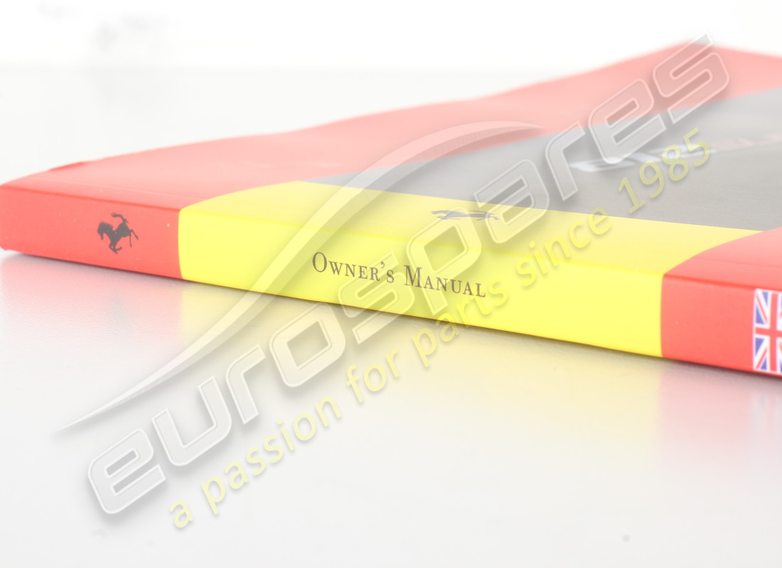 nouveau manuel du propriétaire ferrari. numéro de pièce 843173 (2)