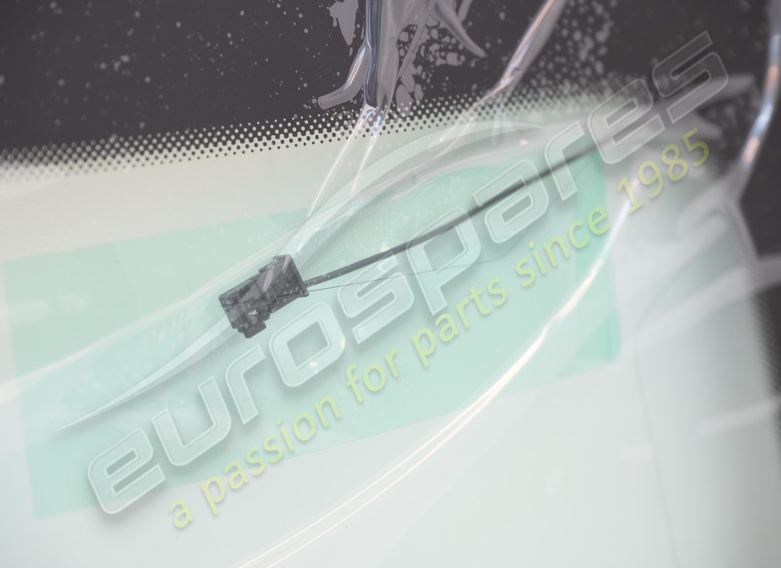 NEUF LAMBORGHINI VITRE DE PARE-BRISE (TREMPÉE). NUMÉRO DE PIÈCE 4ML845099T0P0 (4) neuf lamborghini vitre de pare-brise (trempée). numéro de pièce 4ml845099t0p0 (4)