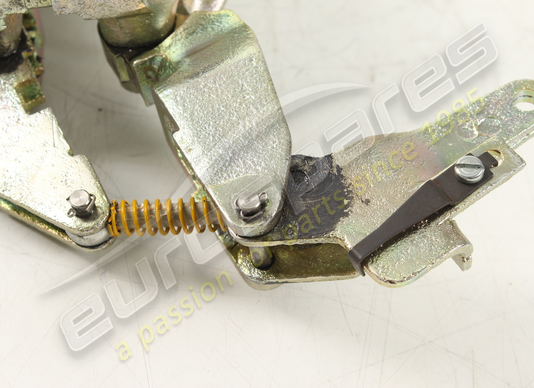étrier arrière droit lamborghini reconditionné. numéro de pièce 003206717 (3)