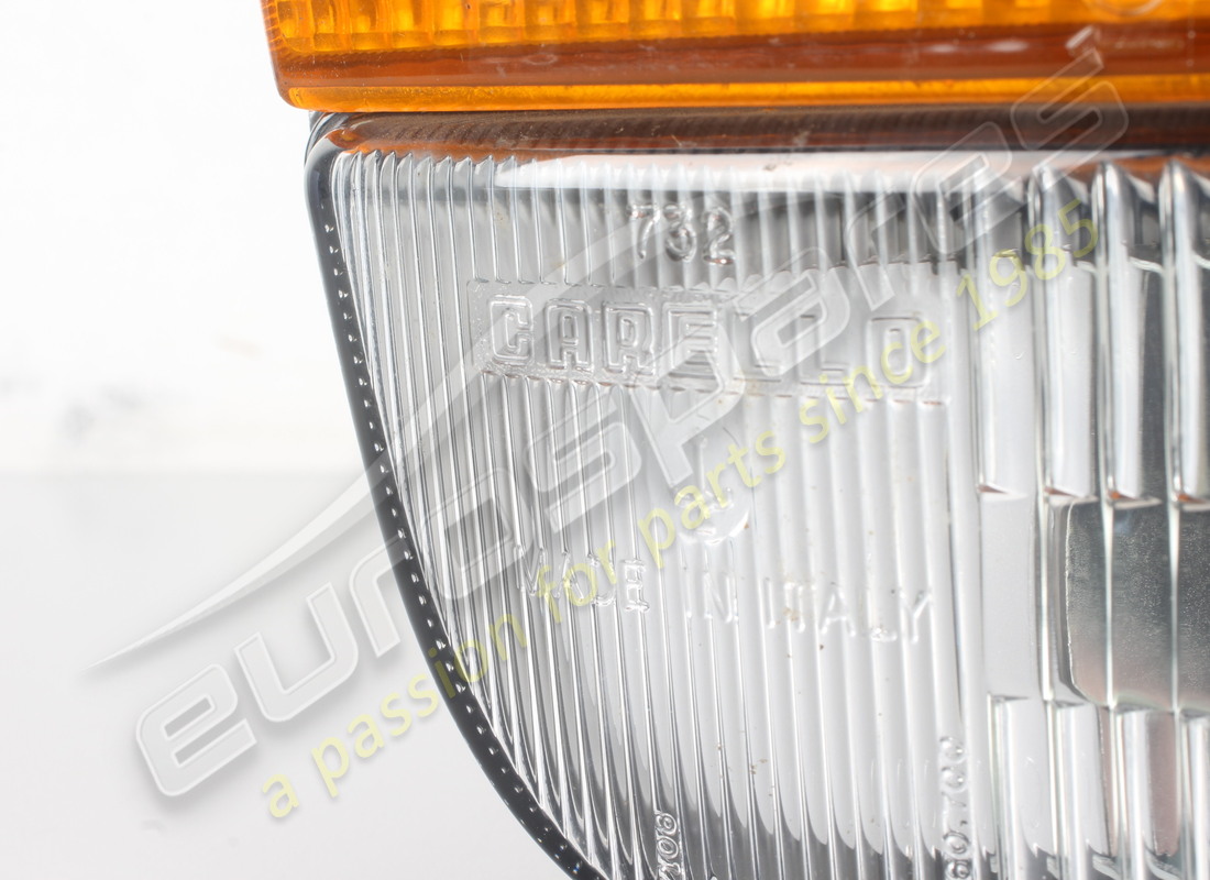nouveau ferrari clignotant avant droit lhd numéro de pièce 61725800 (2)