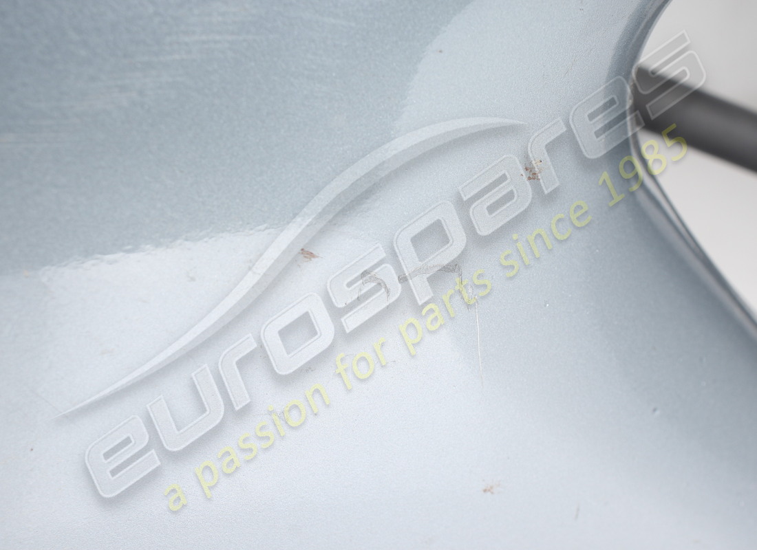 UTILISÉ FERRARI PARE-CHOCS AVANT. NUMÉRO DE PIÈCE 64861610 (8) utilisé ferrari pare-chocs avant. numéro de pièce 64861610 (8)