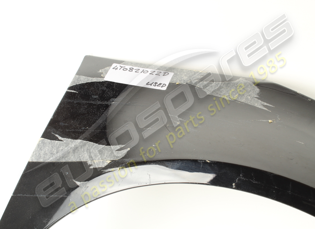 UTILISÉ LAMBORGHINI AILE AVANT DROIT. NUMÉRO DE PIÈCE 4T0821022D (2) utilisé lamborghini aile avant droit. numéro de pièce 4t0821022d (2)
